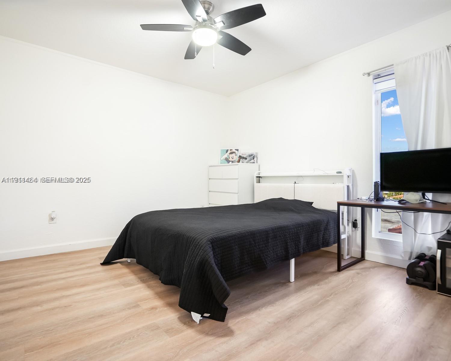 TAMIAMI HIGHLANDS - Residential Income