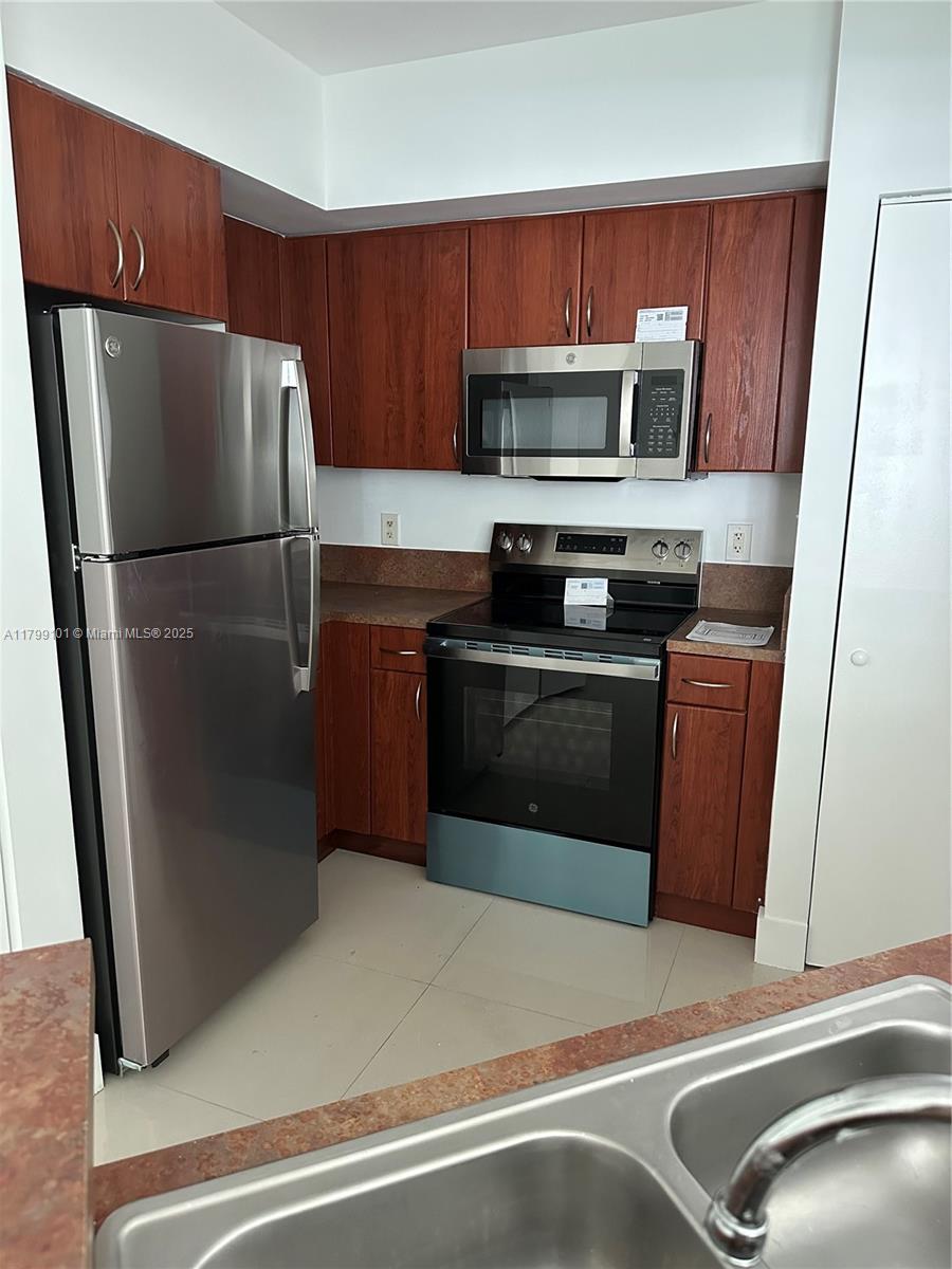 THE WAVERLY AT SURFSIDE B - Residential Lease