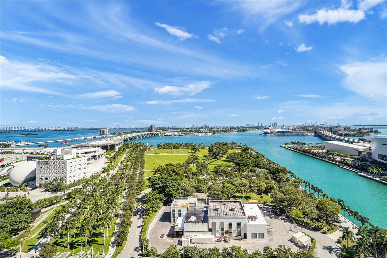900 BISCAYNE BAY CONDO - Residential Lease