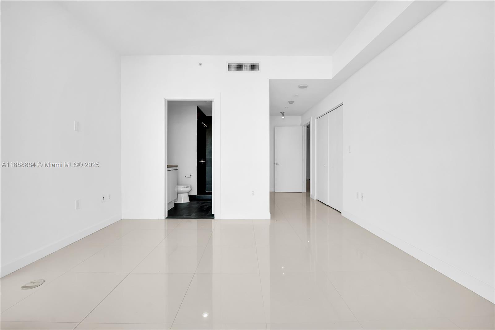 900 BISCAYNE BAY CONDO - Residential Lease