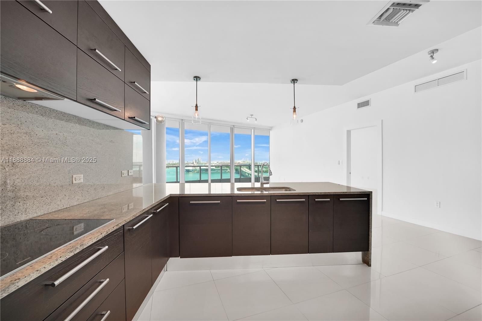 900 BISCAYNE BAY CONDO - Residential Lease