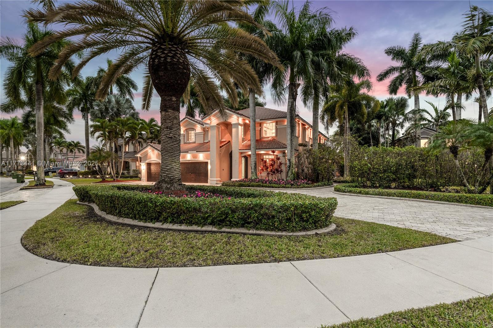 2174 Quail Roost Dr