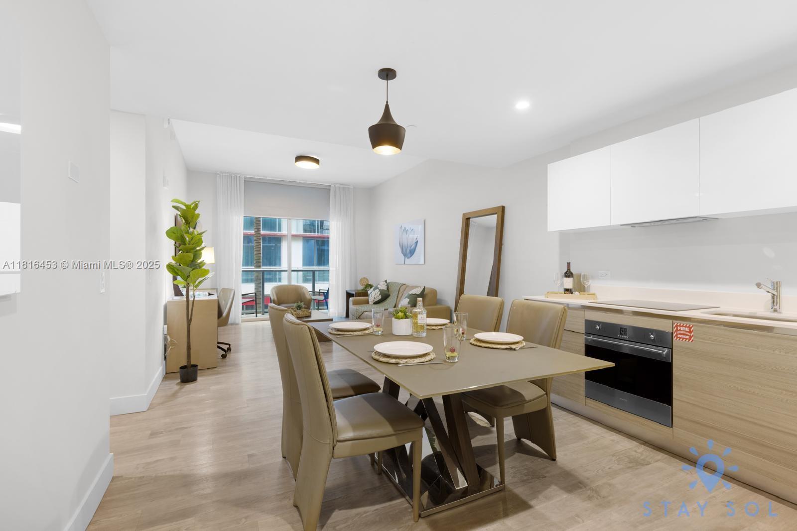 COSTA HOLLYWOOD CONDO - Residential