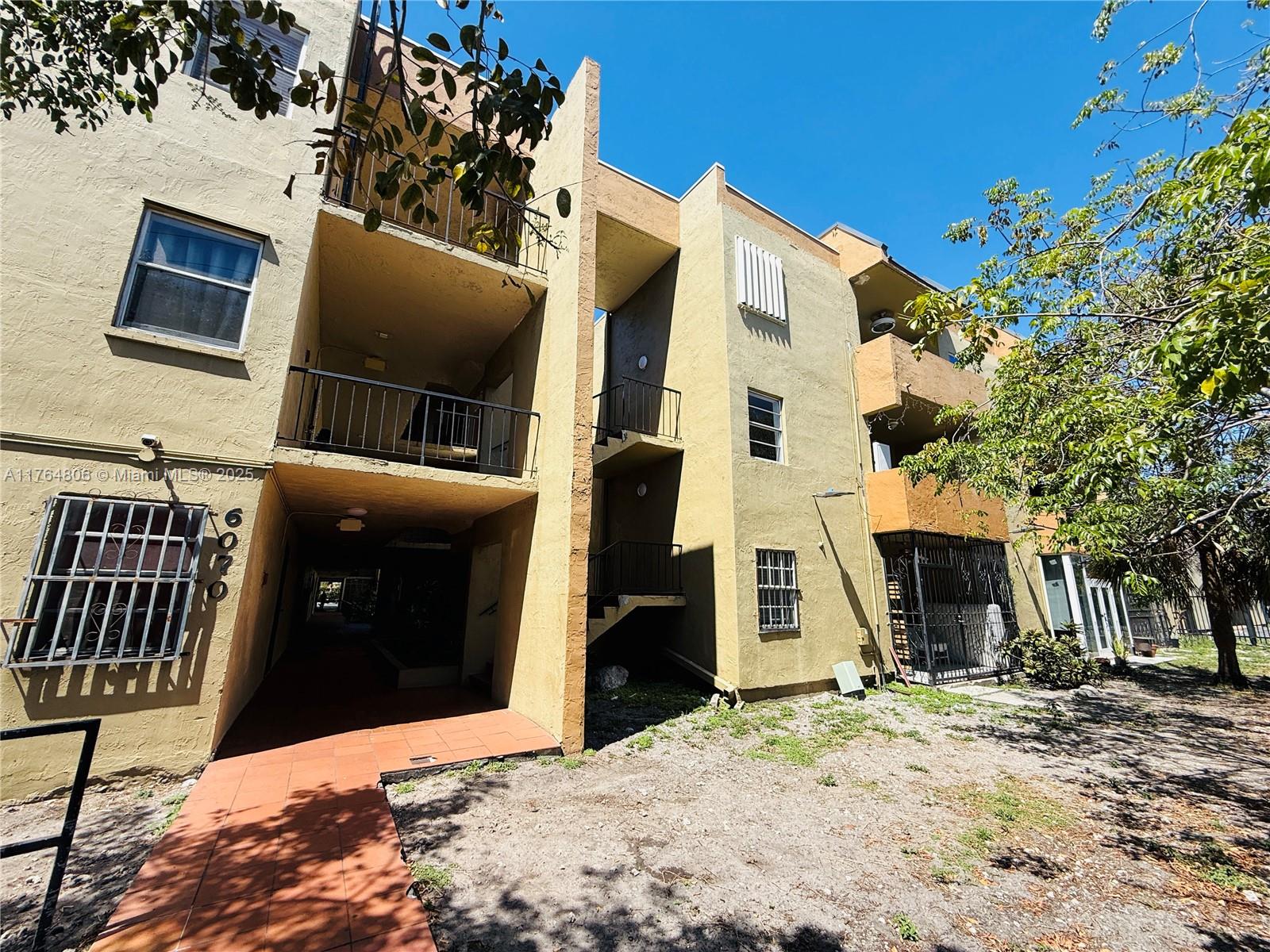 Property for Sale at 6070 W 18th Ave 114, Hialeah, Miami-Dade County, Florida - Bedrooms: 2 
Bathrooms: 2  - $230,000