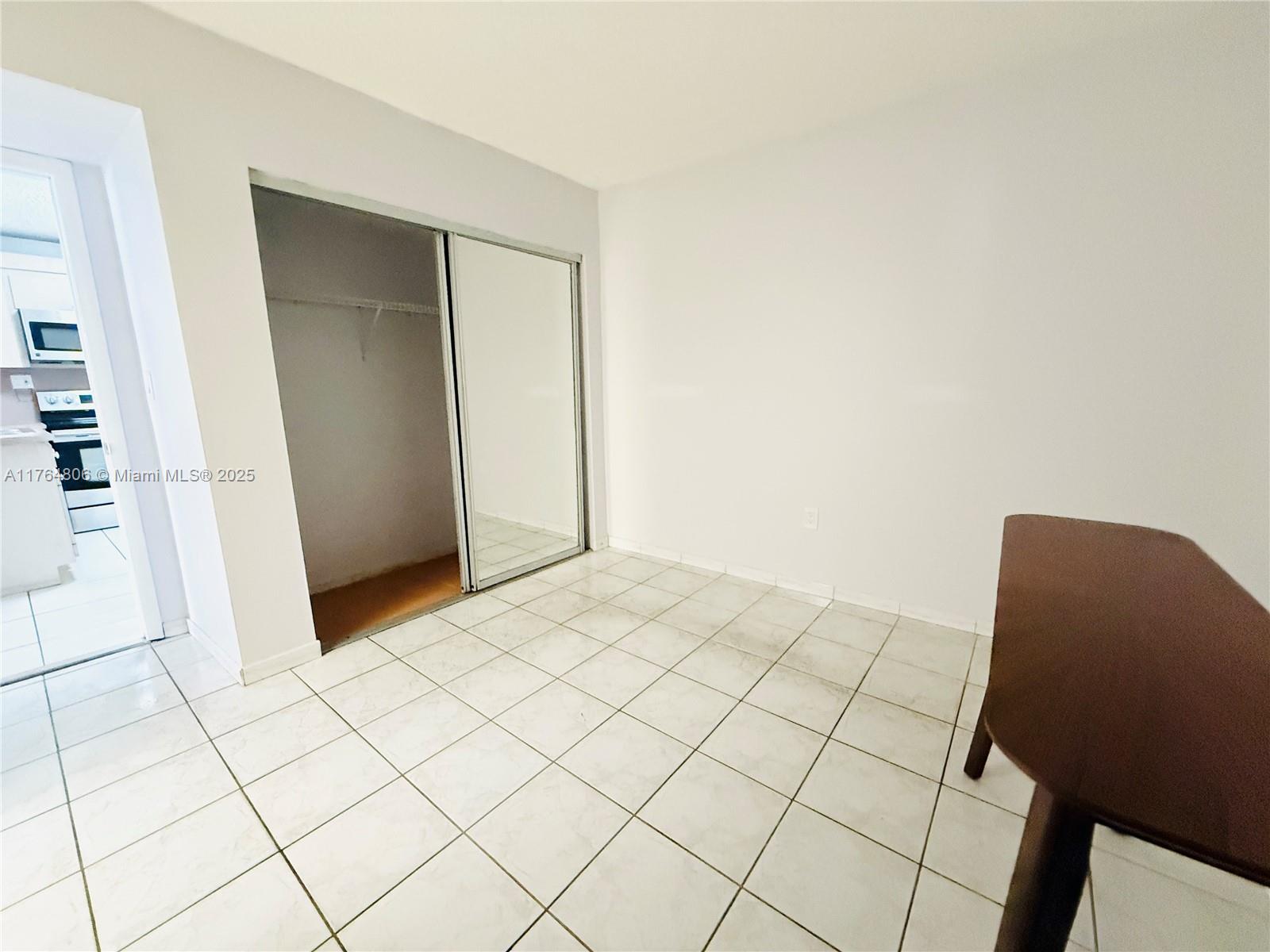 PALMETTO SPRINGS CONDO VI - Residential