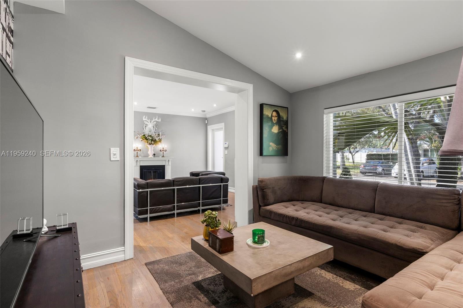 ODELL MANORS - Residential