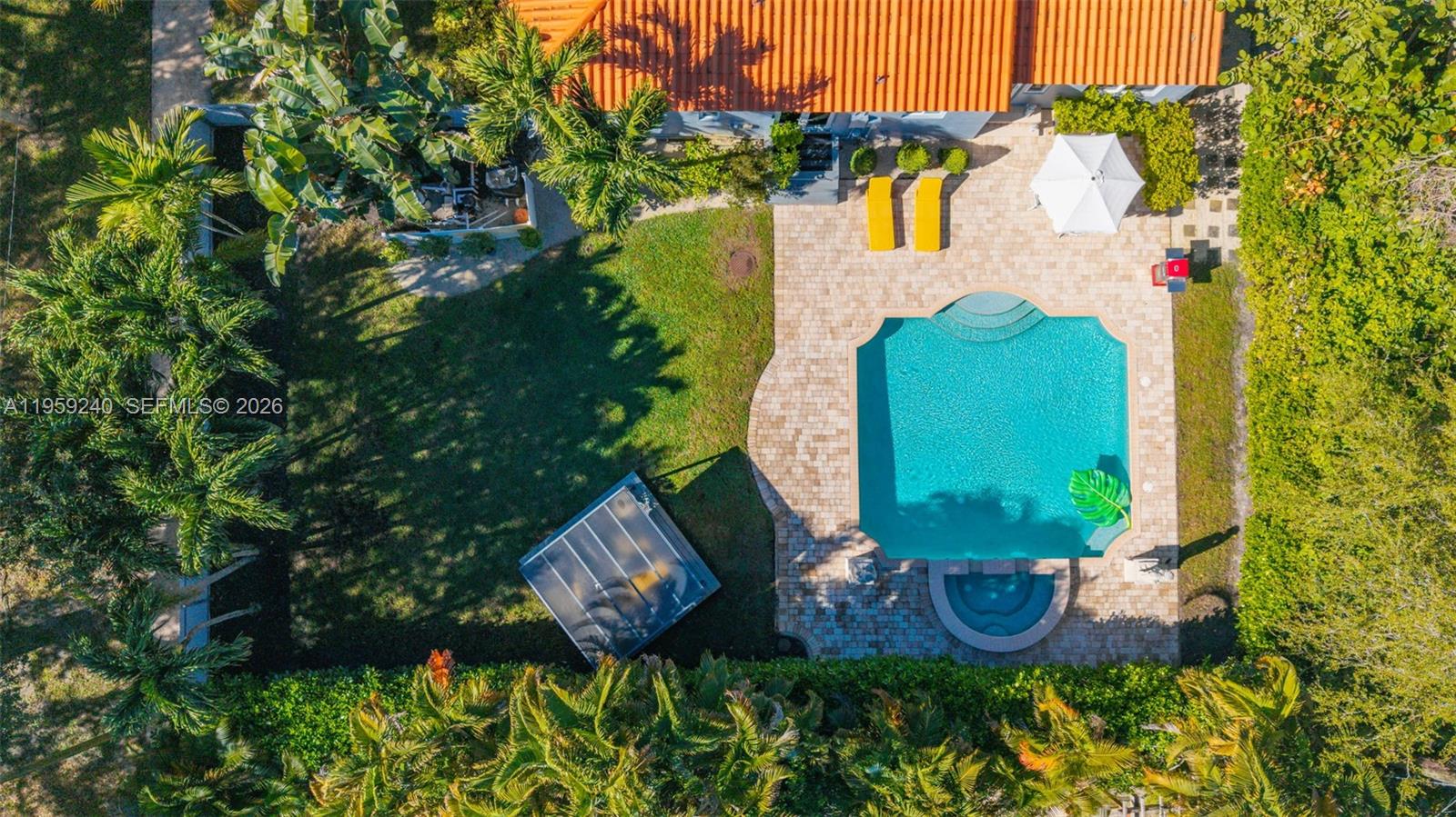 ODELL MANORS - Residential