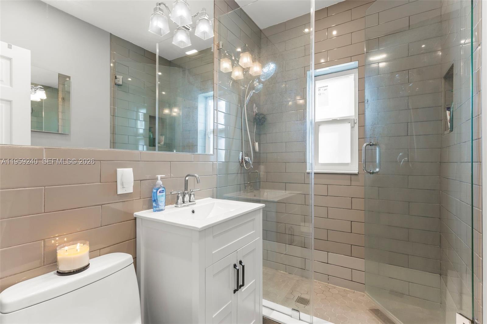 ODELL MANORS - Residential