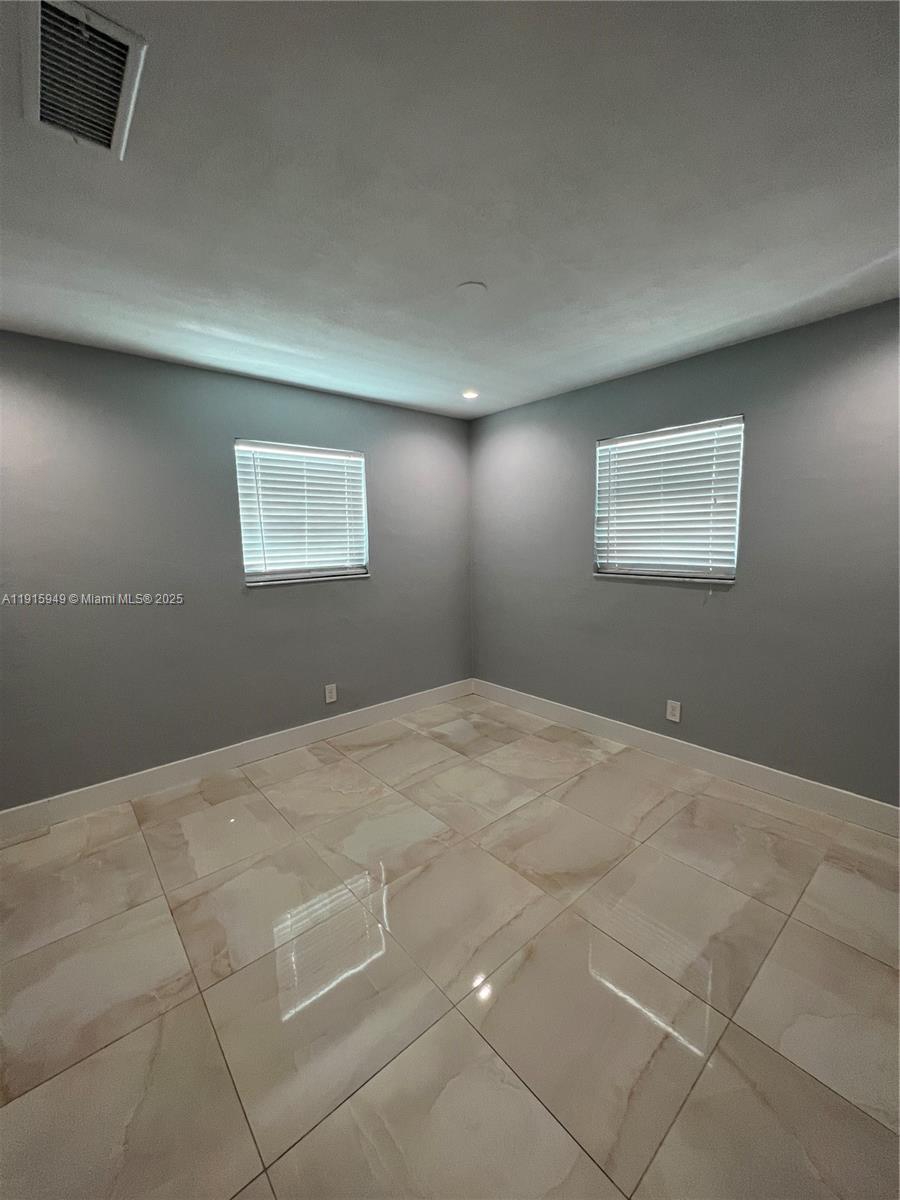 TROPICAL HIGHLANDS 2ND AD - Residential