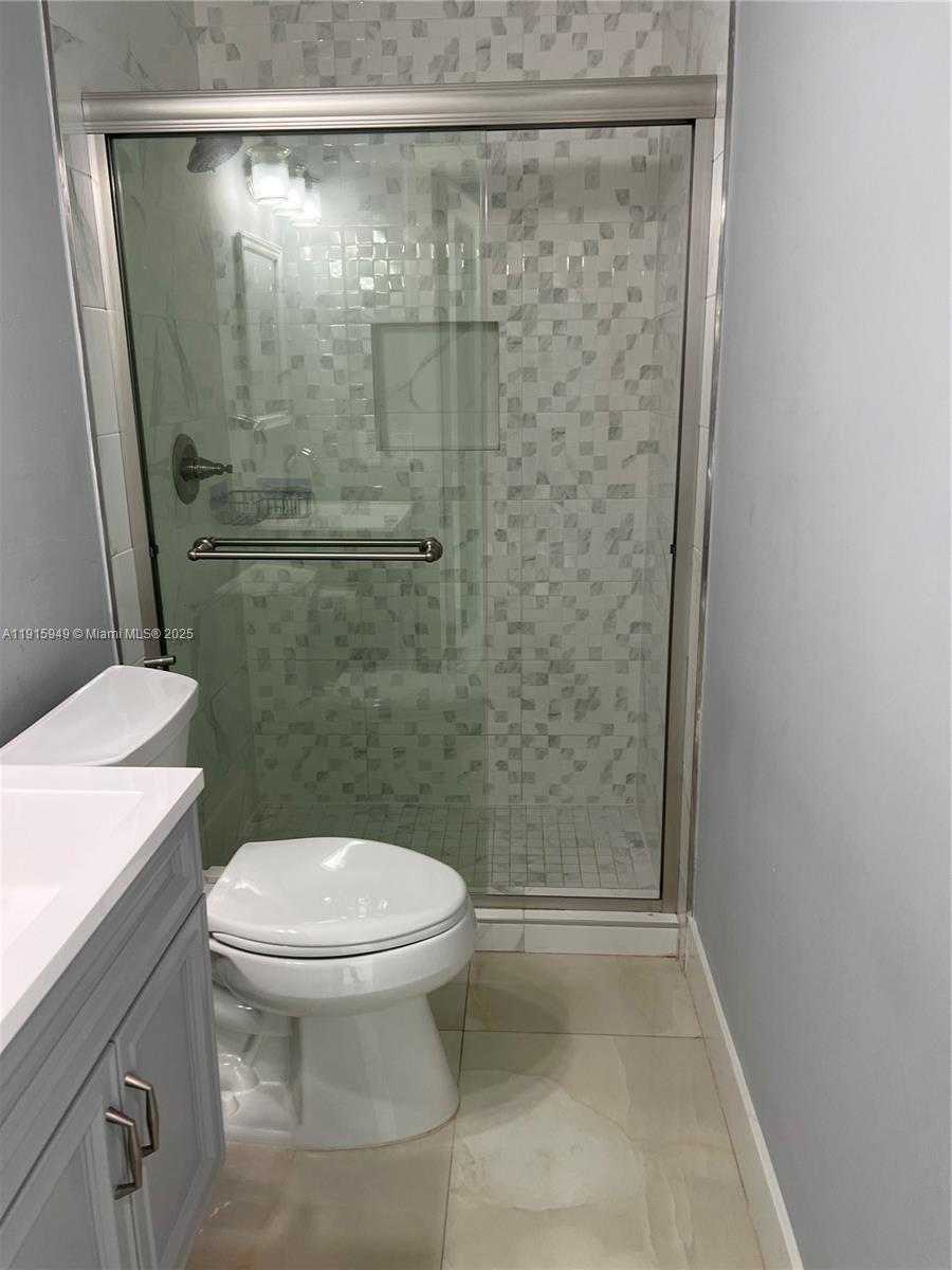 TROPICAL HIGHLANDS 2ND AD - Residential