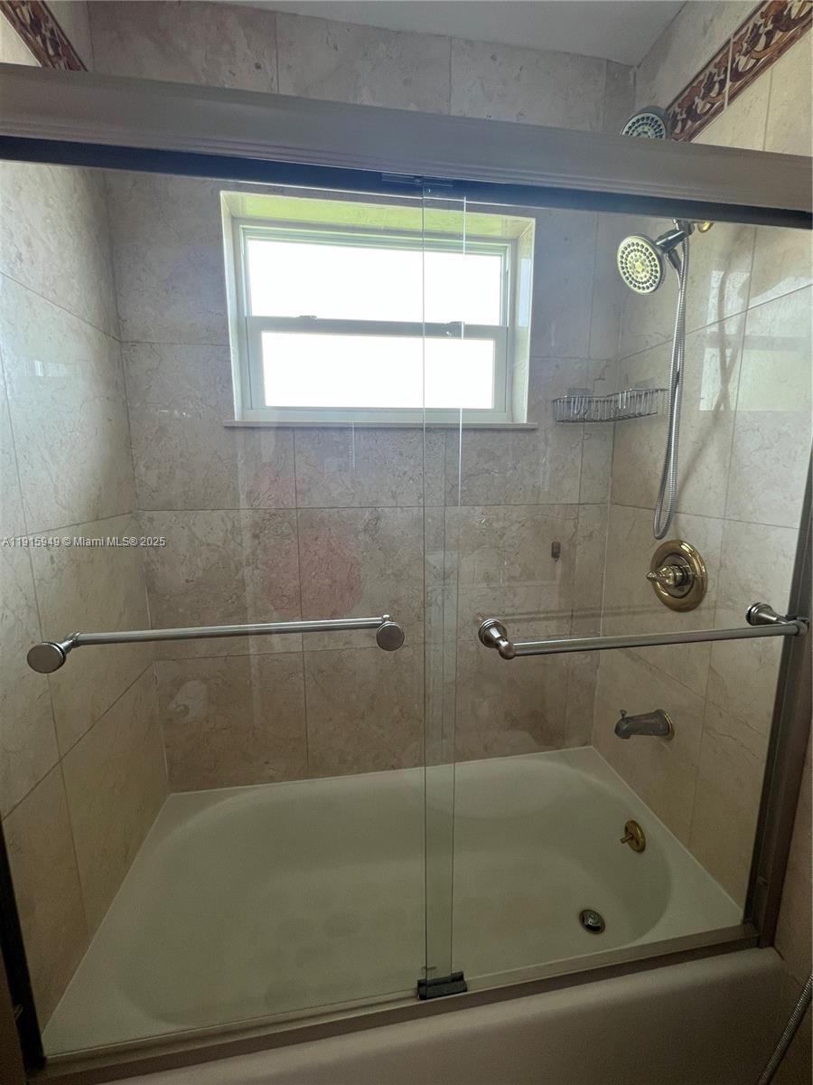 TROPICAL HIGHLANDS 2ND AD - Residential