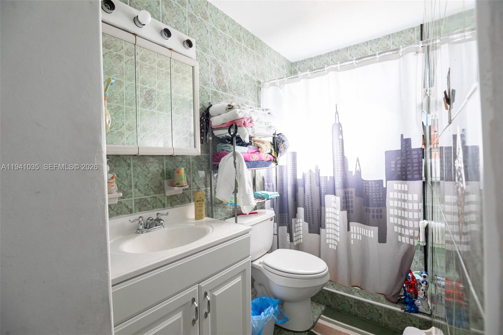 STEPHEN MANOR - Residential