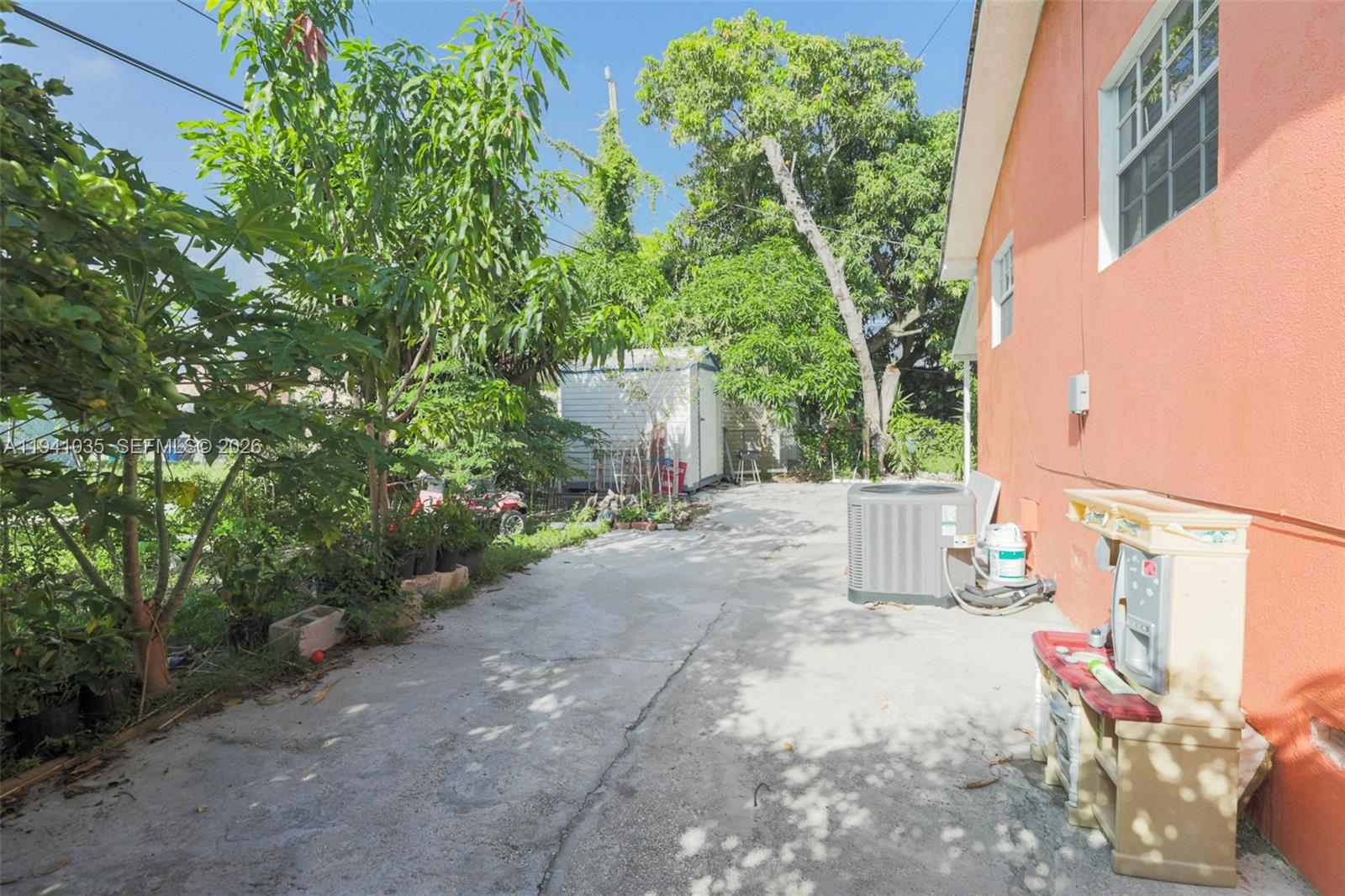 STEPHEN MANOR - Residential