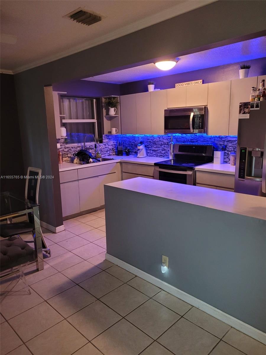 LIBERIA - Residential