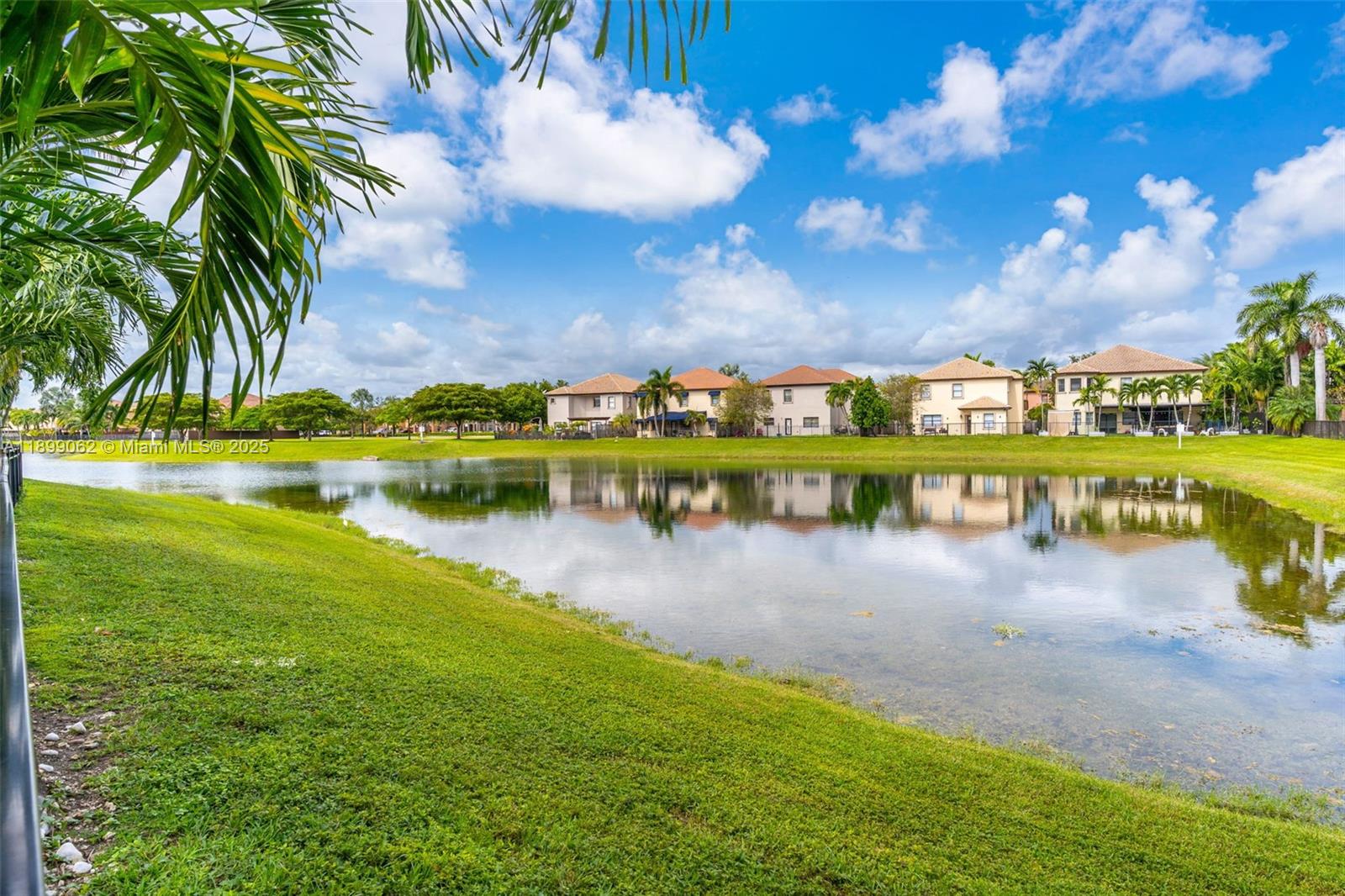 SILVER PALM EAST SEC ONE - Residential