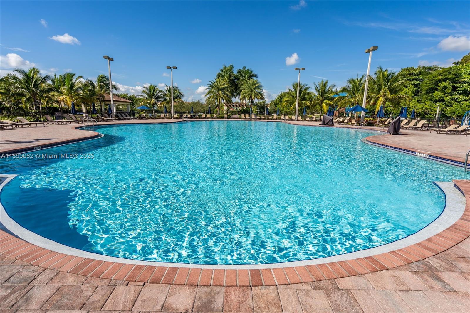 SILVER PALM EAST SEC ONE - Residential