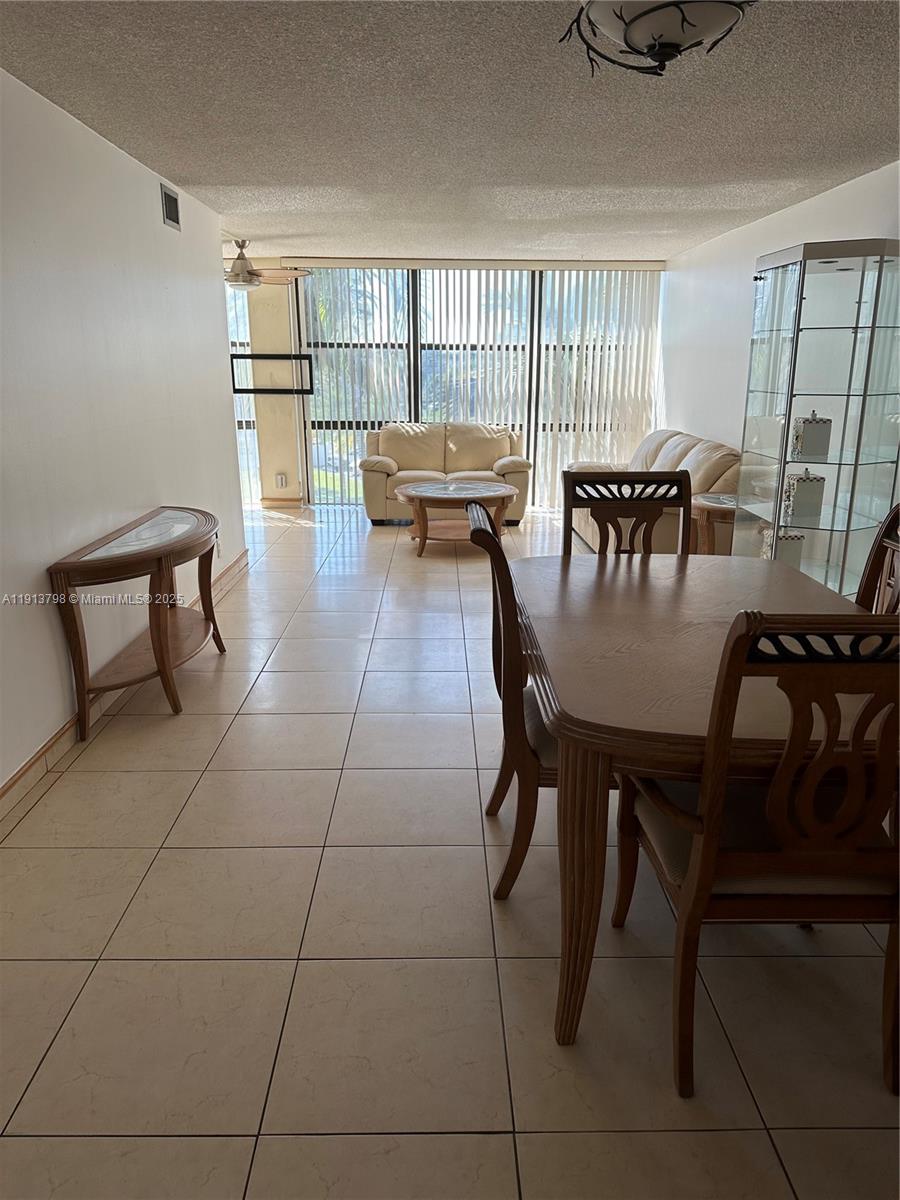 OCEANVIEW PARK CONDO - Residential Lease