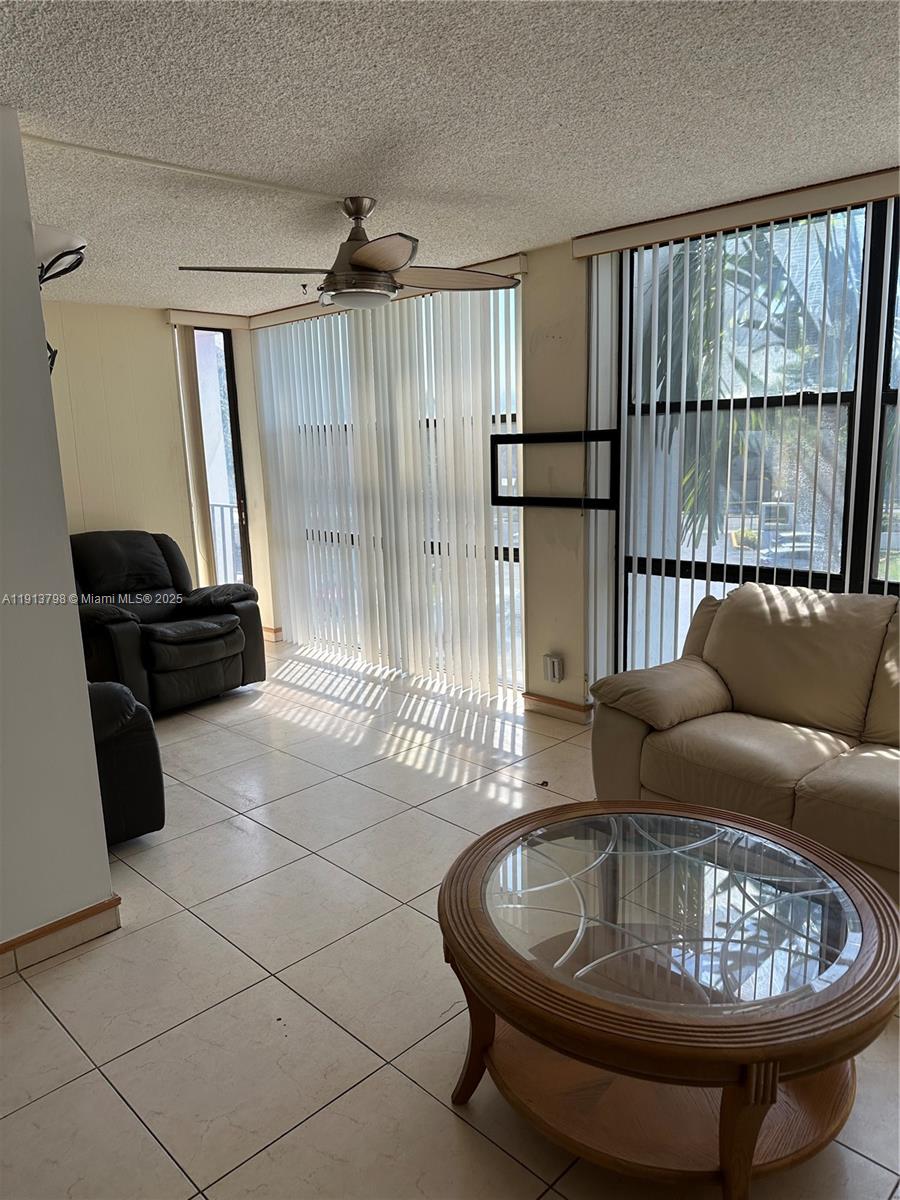 OCEANVIEW PARK CONDO - Residential Lease