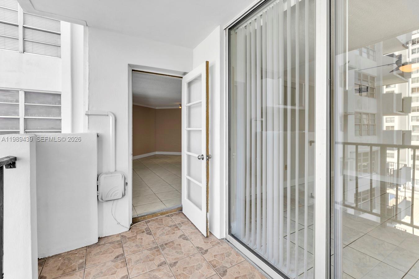 COMMODORE PLAZA CONDO - Residential