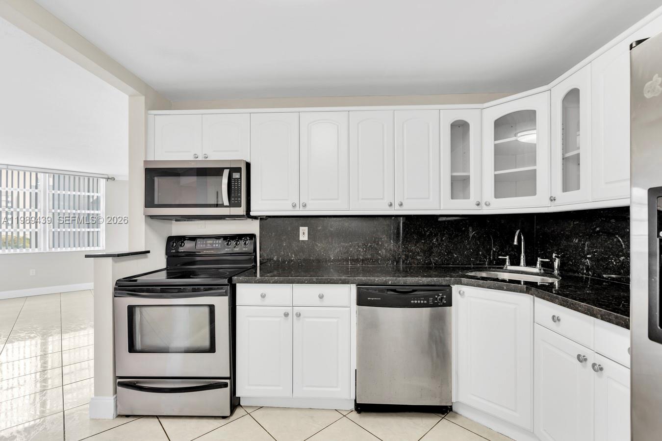 View photos, virtual tours, details... 2750 NE 183rd St 806