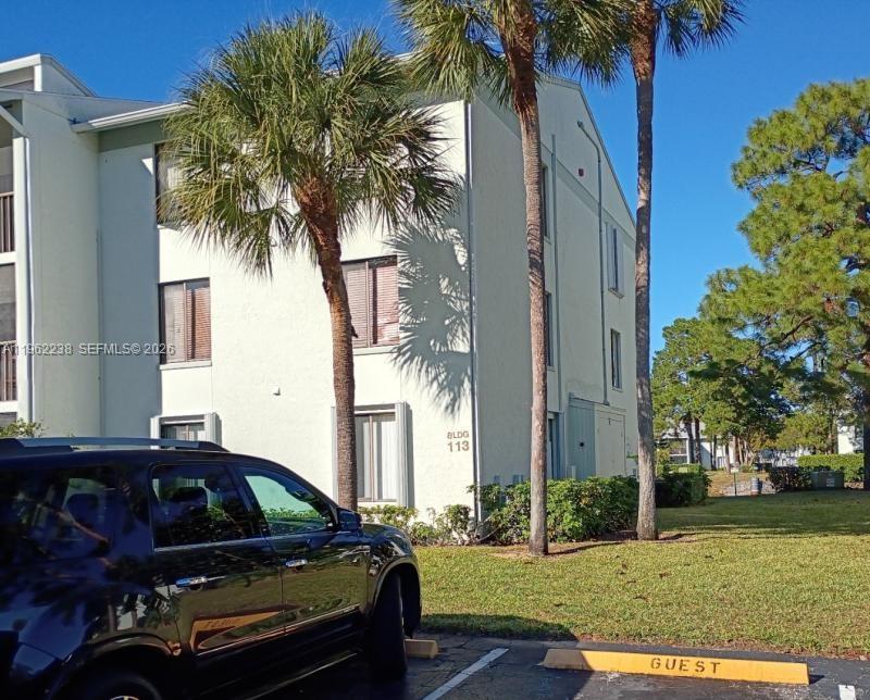 PALM CLUB WEST VILLAGE 1 - Residential