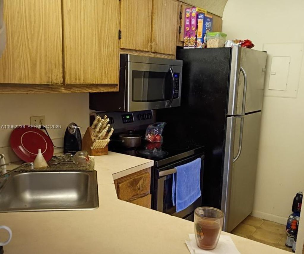 Photo of 3636 Alder Dr #D3, West Palm Beach, FL 33417 (MLS # A11962238)