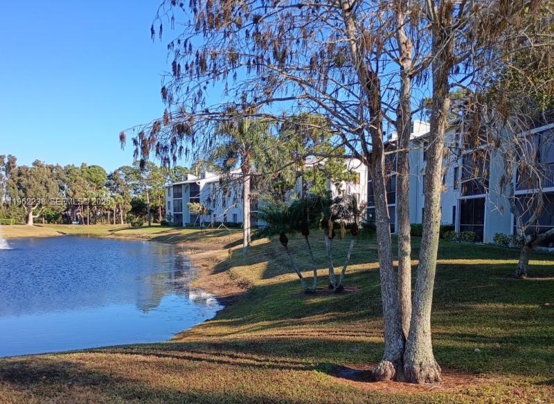 PALM CLUB WEST VILLAGE 1 - Residential