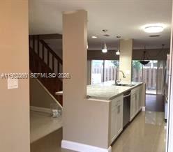 TOWNHOUSES AT JACARANDA C - Residential Lease