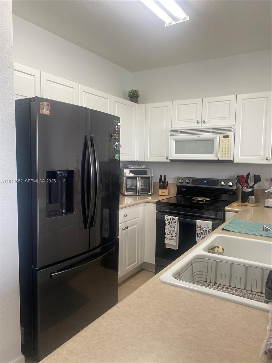 FLORIDIAN ISLES SOUTH - Residential