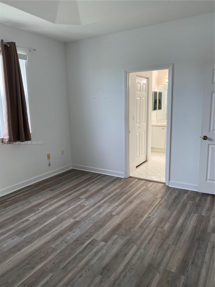 FLORIDIAN ISLES SOUTH - Residential