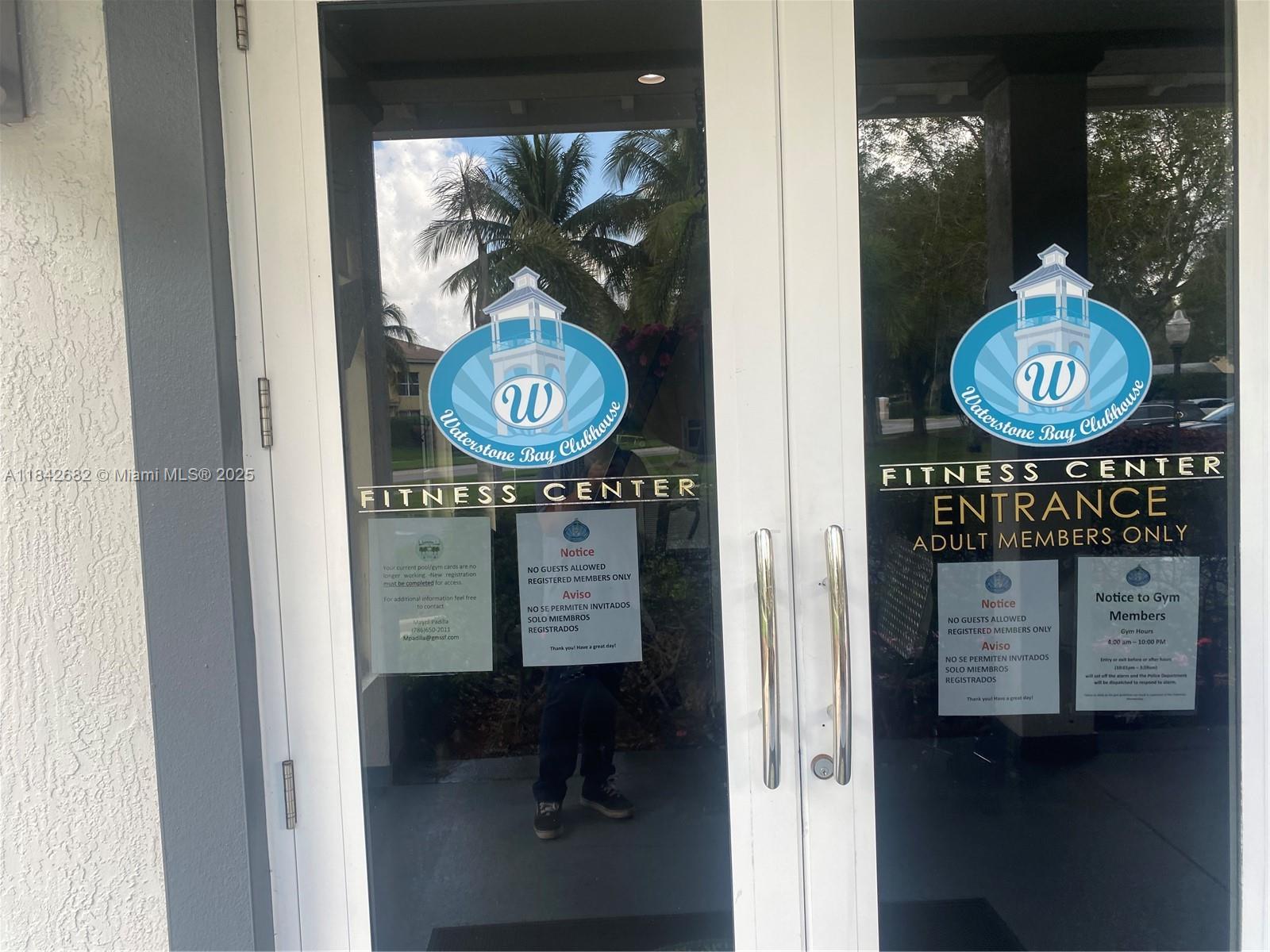 FLORIDIAN ISLES SOUTH - Residential