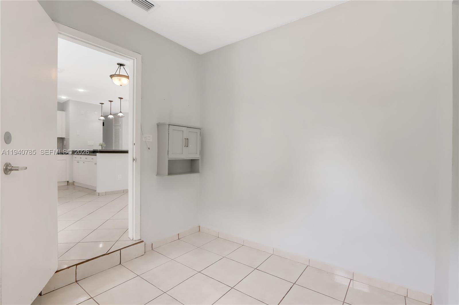 WESTWOOD ESTS 3RD ADDN - Residential Lease