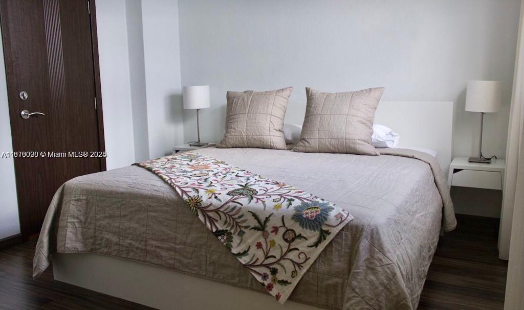 TIDES ON HOLLYWOOD BEACH - Residential