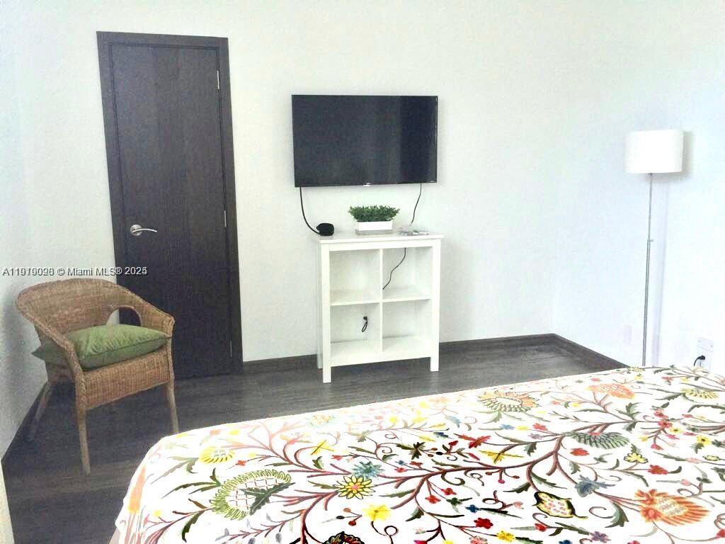 TIDES ON HOLLYWOOD BEACH - Residential