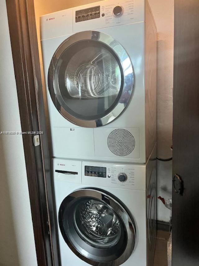 TIDES ON HOLLYWOOD BEACH - Residential