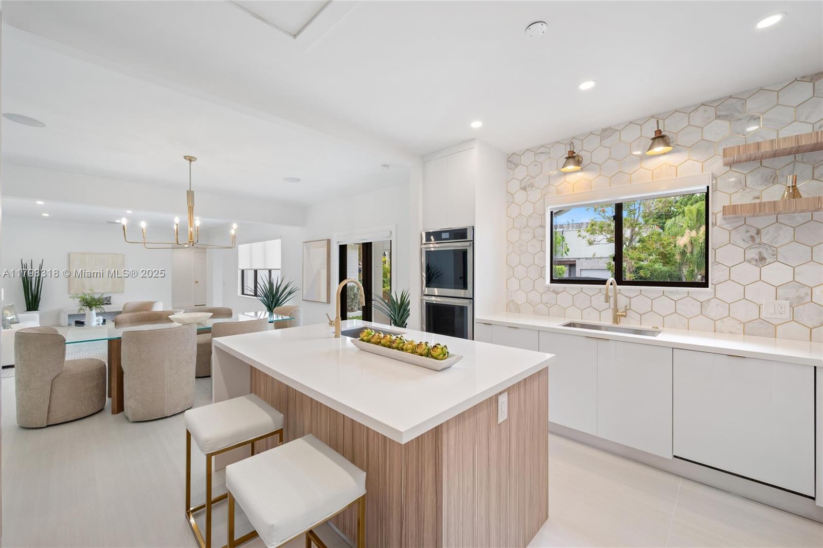 PARKWAY - Residential