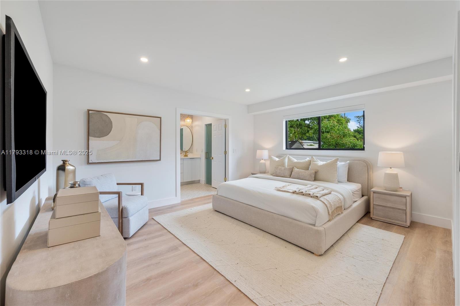 PARKWAY - Residential