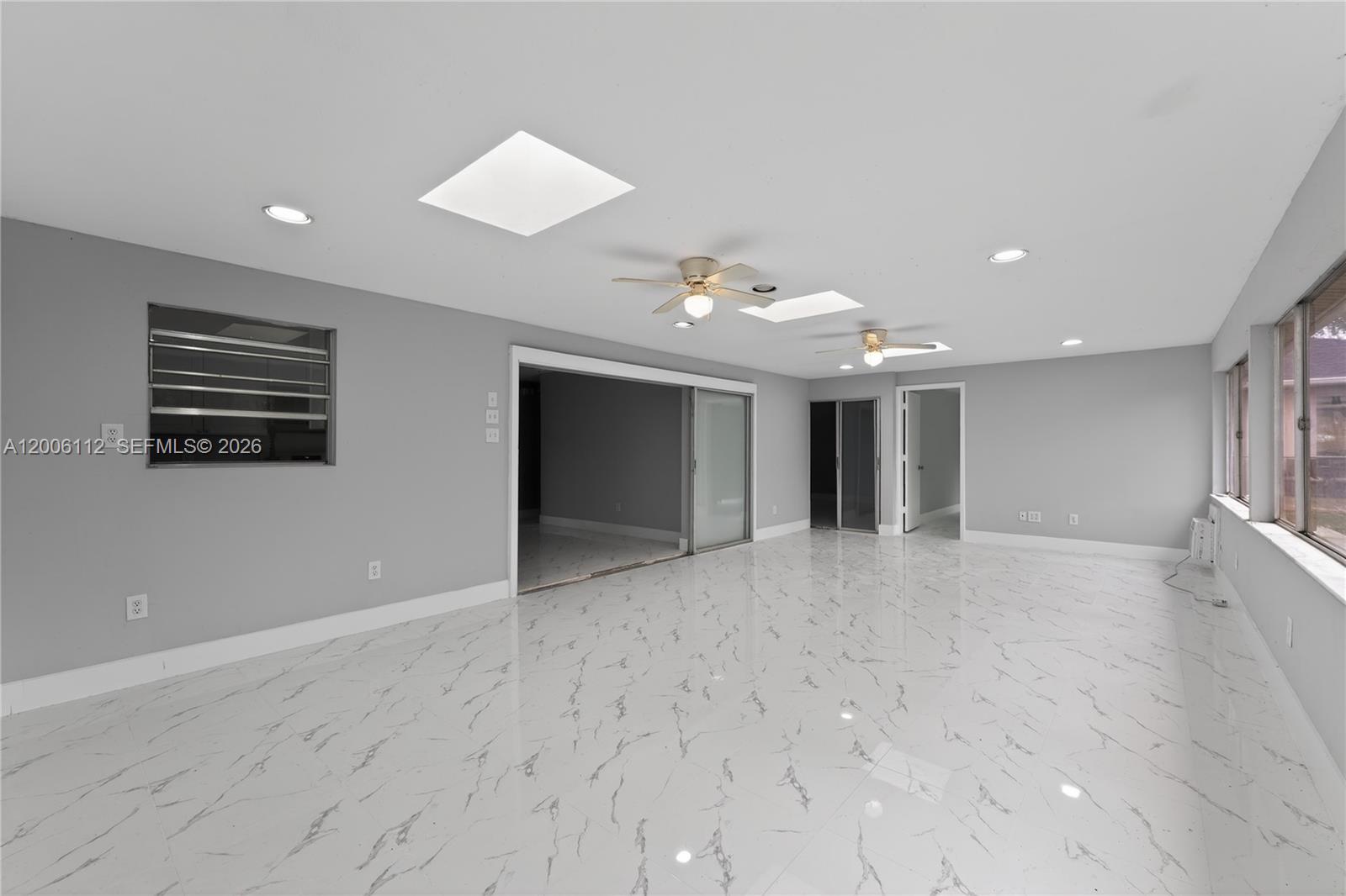 PT LaBELLE UNIT 4 - Residential