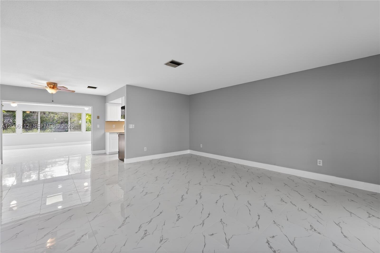 PT LaBELLE UNIT 4 - Residential