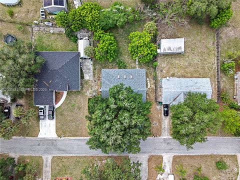 Tiny photo for 4030 School Cir, La Belle, FL 33935 (MLS # A12006112)