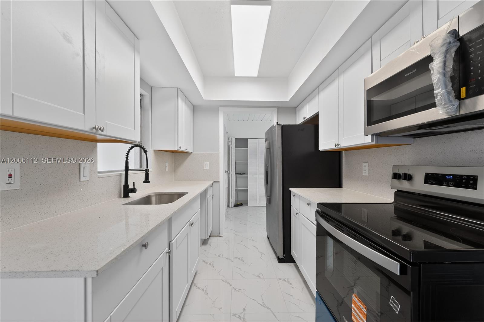 PT LaBELLE UNIT 4 - Residential