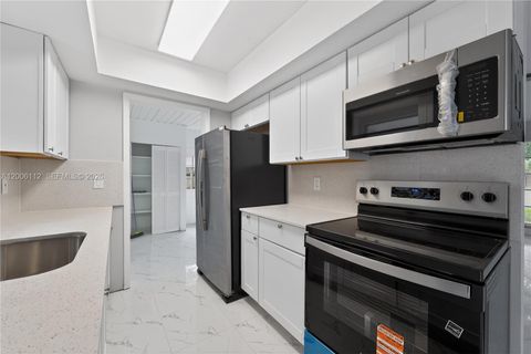 Tiny photo for 4030 School Cir, La Belle, FL 33935 (MLS # A12006112)