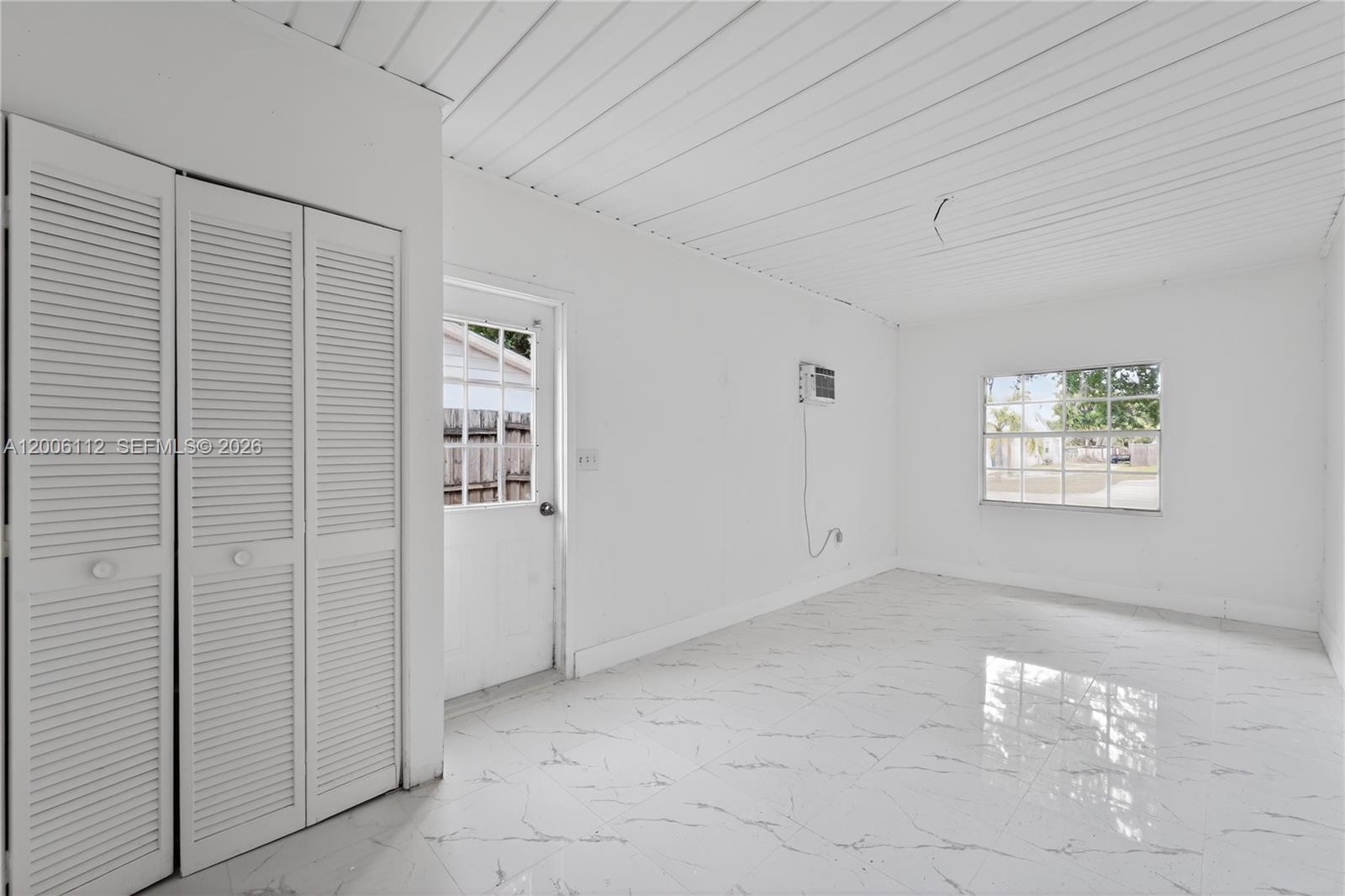 PT LaBELLE UNIT 4 - Residential