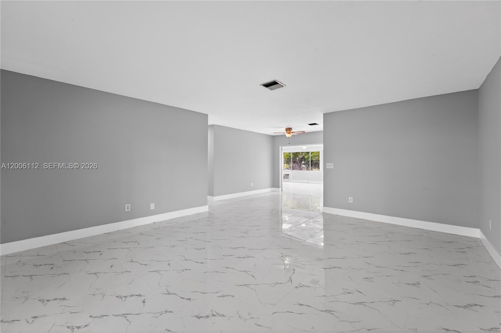 PT LaBELLE UNIT 4 - Residential