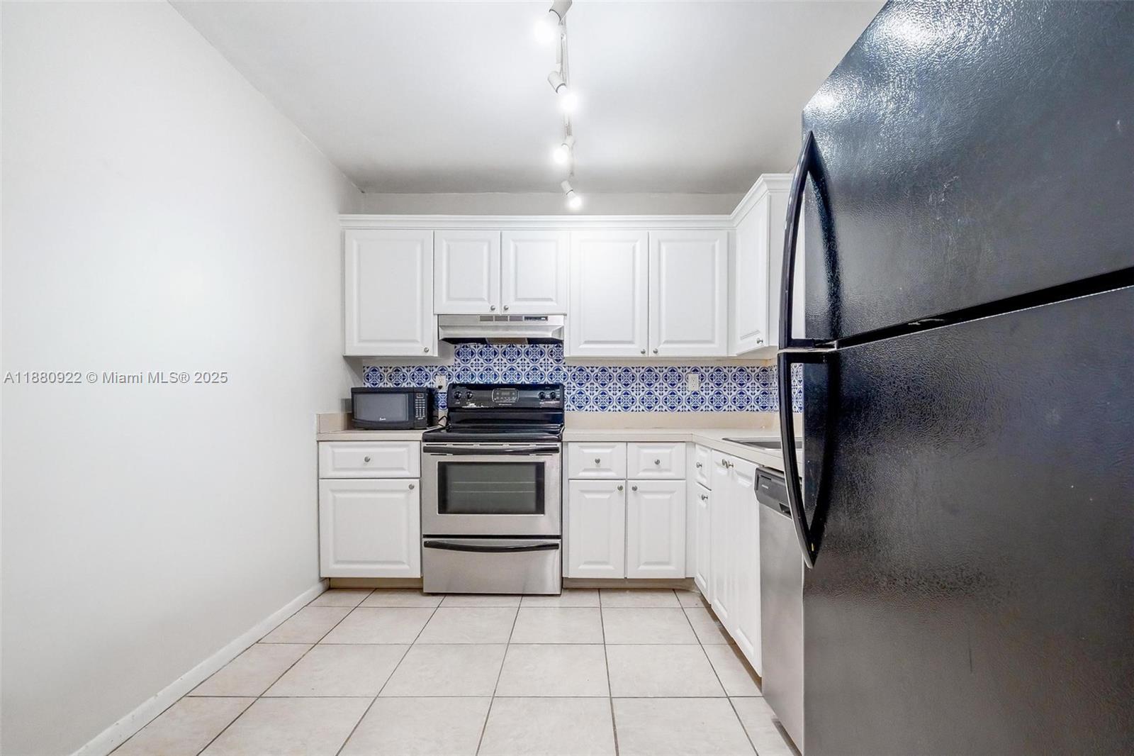 BELASERA AT PINE ISLAND C - Residential