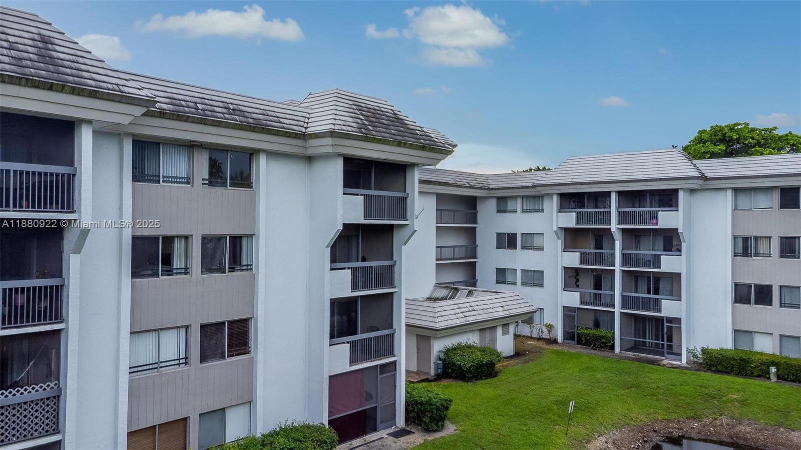 BELASERA AT PINE ISLAND C - Residential