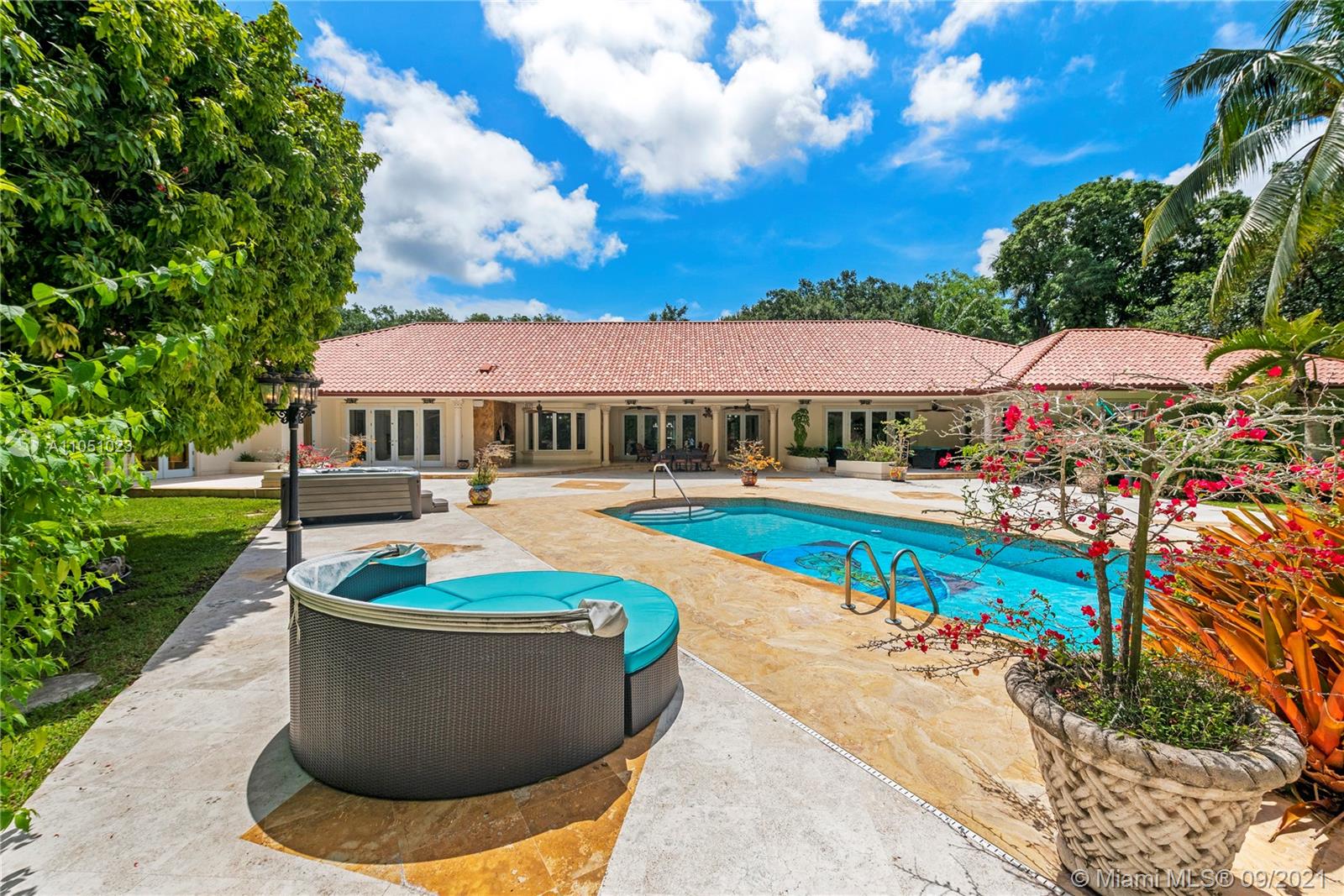 AMD PL OF JOURNEYS END - Residential