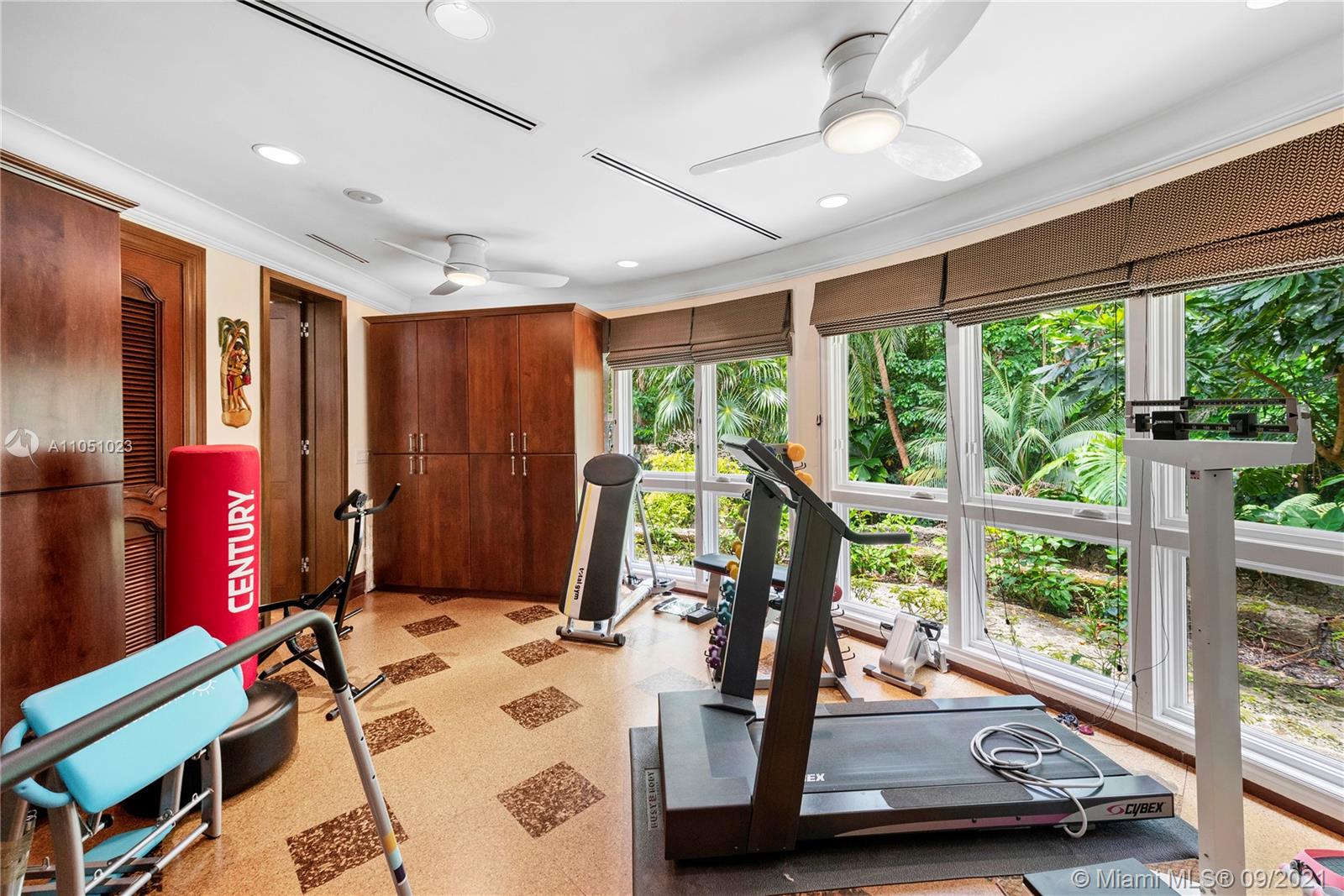 AMD PL OF JOURNEYS END - Residential