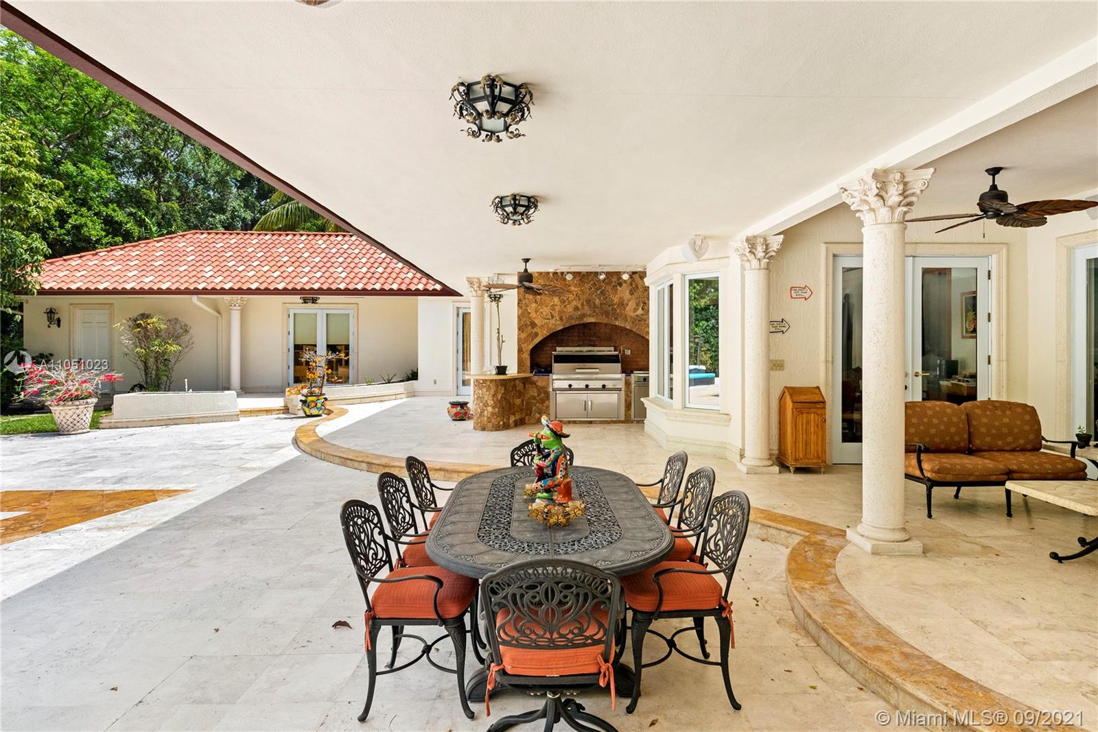 AMD PL OF JOURNEYS END - Residential