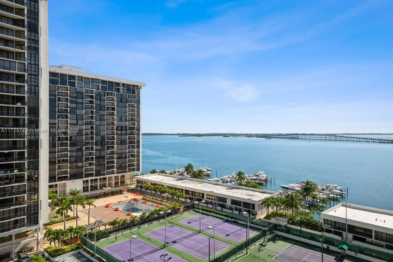 Miami, Florida 33129, United States, 2 Bedrooms Bedrooms, ,2 BathroomsBathrooms,Residential,Pending,12902